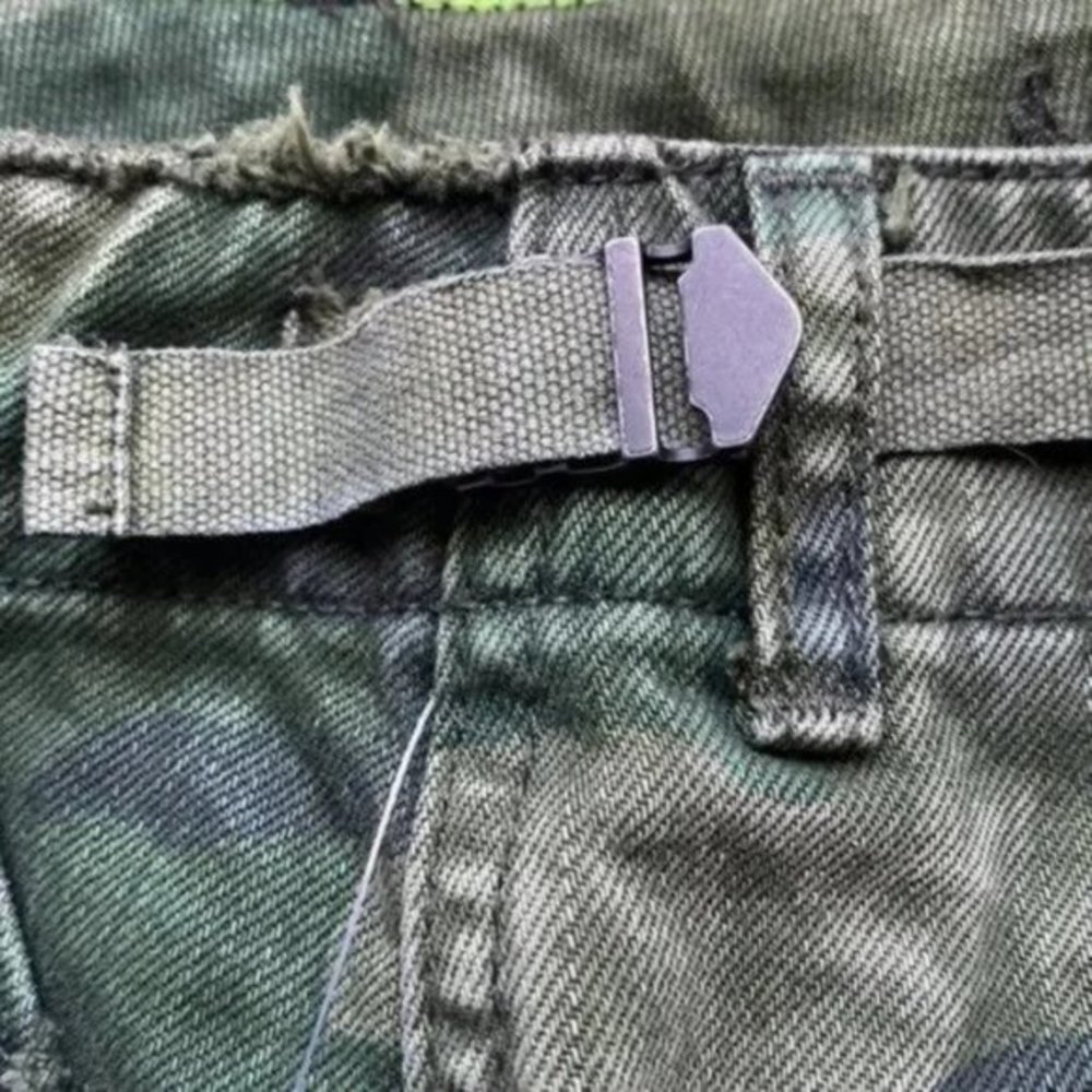 Free People Commander Cut Off Shorts. - Picture 8 of 11